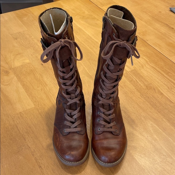 Timberland Brown Leather Lace-Up Tall Boots Women’s Size 6 - Picture 1 of 16